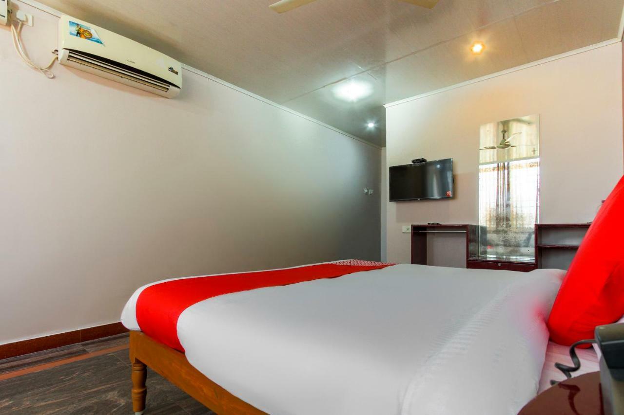 Oyo 45475 Annai Lodge Thanjavur Bagian luar foto