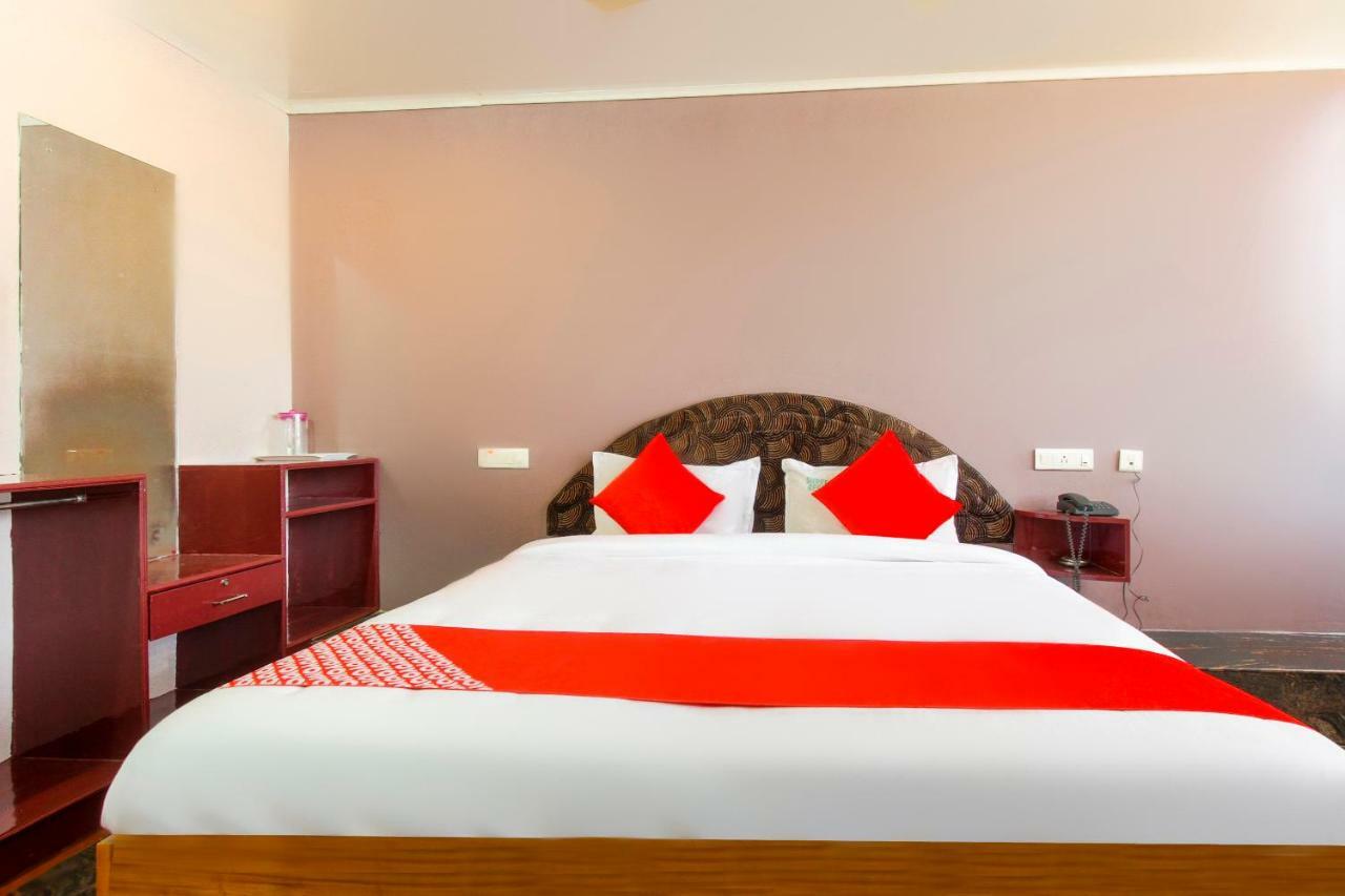 Oyo 45475 Annai Lodge Thanjavur Bagian luar foto